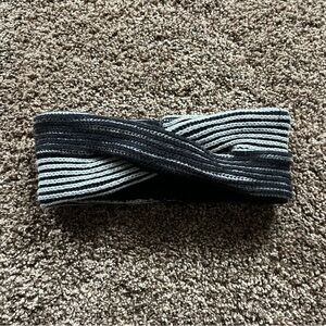 Lululemon Ivivva Ear Warmer